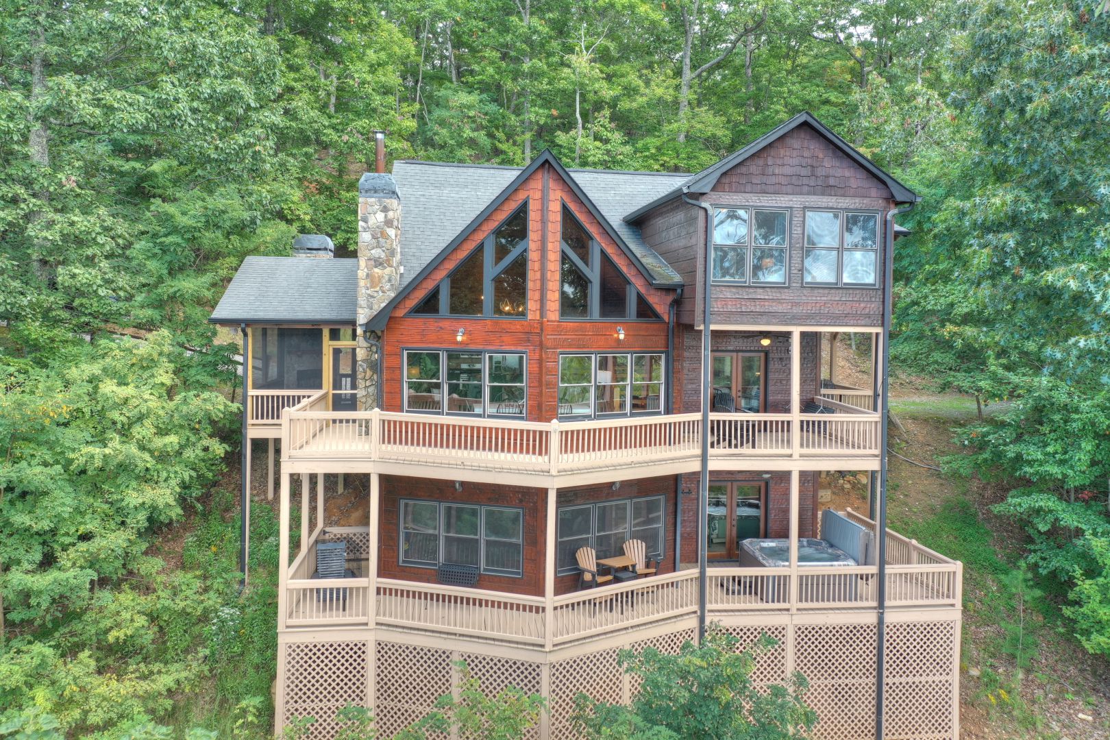 Selah View Lodge Rental Cabin