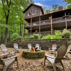 Stokes Haven | Pet Friendly | Hot Tub | Creek