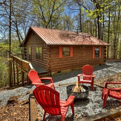 Mountain View Retreat | Fire Pit | Mtn Views