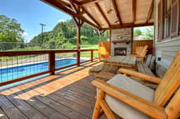 Harper House-Outdoor Fireplace, Private Bathrooms - Image 3