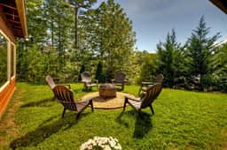 Fox Run Lodge- Hot Tub, Pool Table, Fire Pit - Image 2