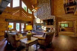 Fox Run Lodge- Hot Tub, Pool Table, Fire Pit - Image 3