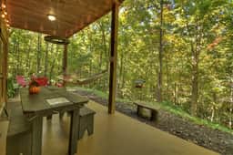 Twin Creeks| Hot Tub,Creek Access, Pool Table - Image 4