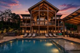 Creekside Mountain Manor|Luxury|Pool|Creek Access - Image 3