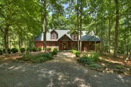 Black Bear River Lodge- Pet Friendly, Creek Access - Image 4