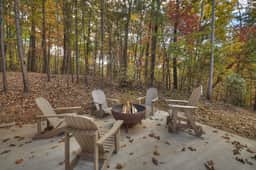 Campbell's Cozy Cabin- Fire Pit, Hot Tub, Grill - Image 3