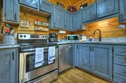 Sweet Retreat | Mtn Views | Hot Tub | Pet Friendly - Image 5