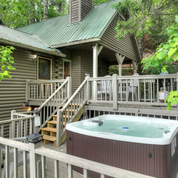 The Gracely Anne | Hot Tub | Firepit - Image 1