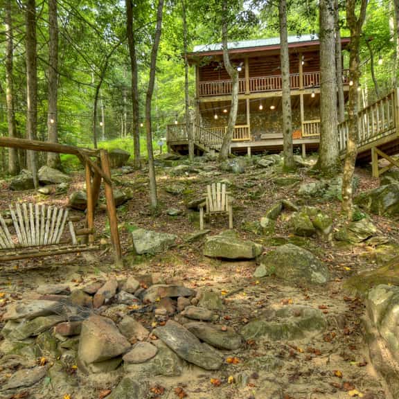 A Tranquil Place | Pet Friendly | Fish From Cabin - Image 1