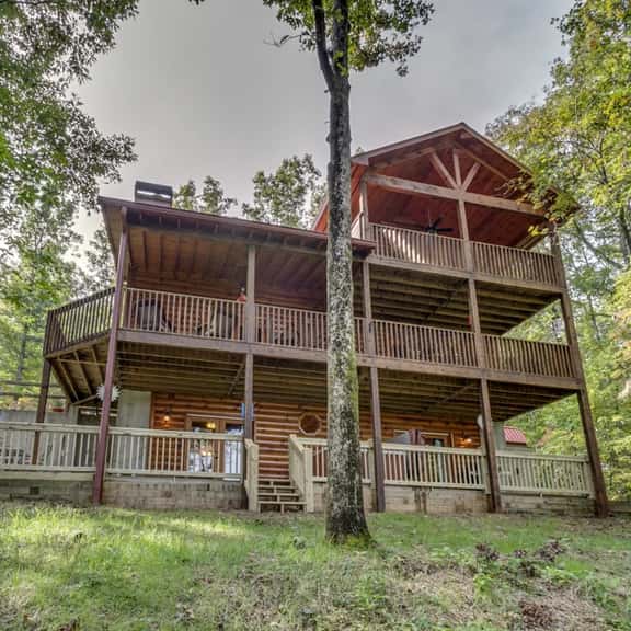 Country Dreams-Near Ocoee River, Hot Tub, Fire Pit - Image 1