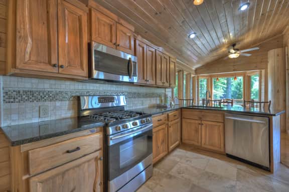 Sunset Ridge | Mtn Views | Wood Burning Stove - Image 5