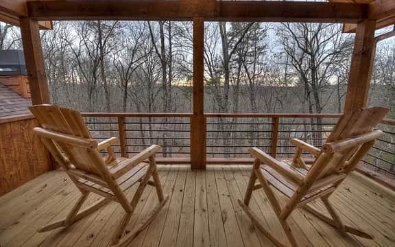 Rusty Nail | Fire Pit | Hot Tub - Image 4