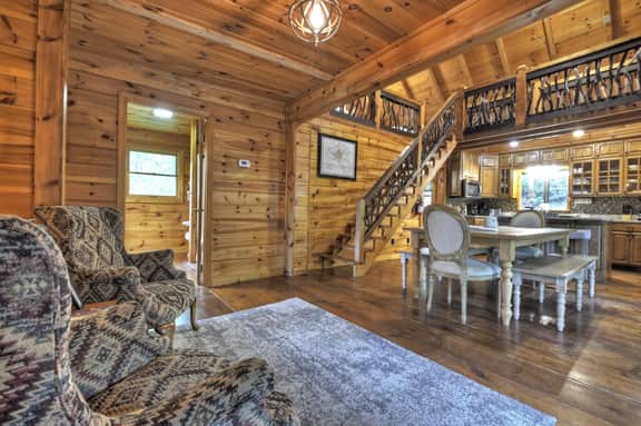 Cabin in Blue Ridge: Hot Tub|Fire Pit|Fooseball - Image 5