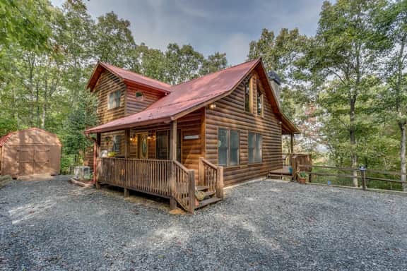 Country Dreams-Near Ocoee River, Hot Tub, Fire Pit - Image 3