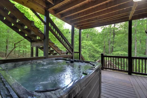 Stokes Haven | Pet Friendly | Hot Tub | Creek - Image 3