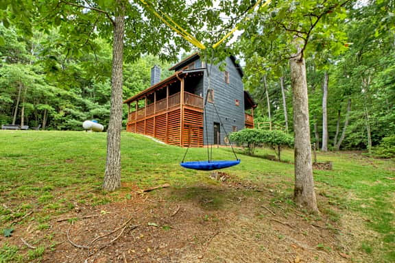 Bigfoot's Solitude-Game Room,Outdoor Firepit,Grill - Image 2
