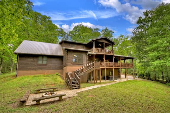 Hidden Creek- Trail to Creek, Hot Tub, Pool Table - Image 4
