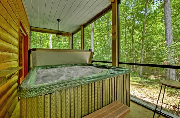 Serenity Creek | Pet Friendly | Hot Tub | Fire Pit - Image 4