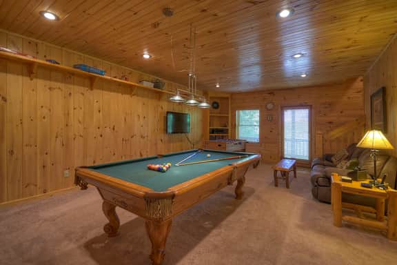 Bear Ridge Hideaway, Hot Tub, Pool Table, MTN View - Image 4
