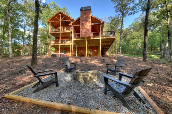 Rusty Nail | Fire Pit | Hot Tub - Image 1