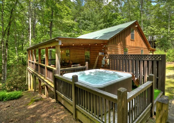 Morning Dew- Hot Tub | Fire Pit - Image 1