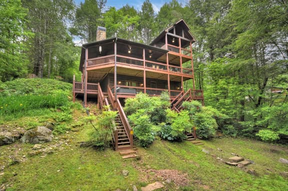 Go Fish | Creek Front | Pool Table | Fire Pit - Image 1