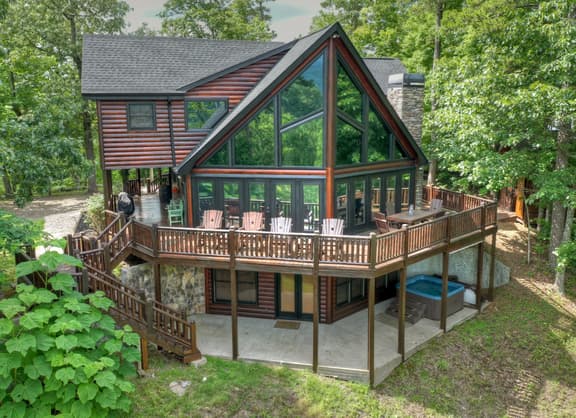 Born In The Rockies- MTN Views, Hot Tub, Fire Pit - Image 1
