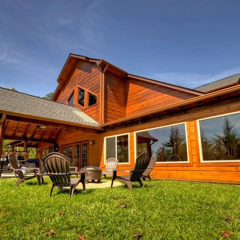 Fox Run Lodge- Hot Tub, Pool Table, Fire Pit