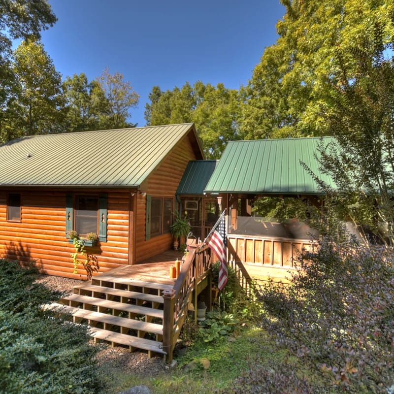 Twin Creeks| Hot Tub,Creek Access, Pool Table